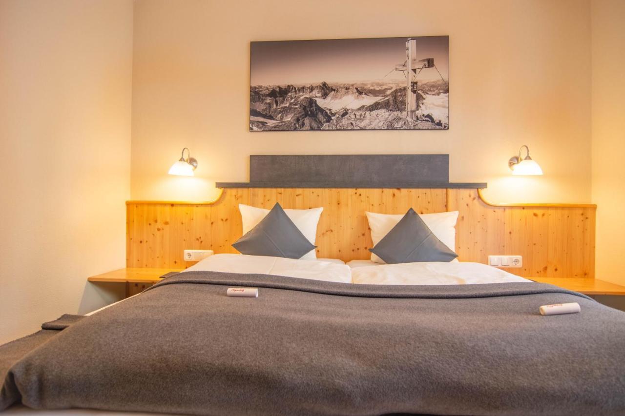 Hotel Garni Alpenhof Ischgl Eksteriør billede