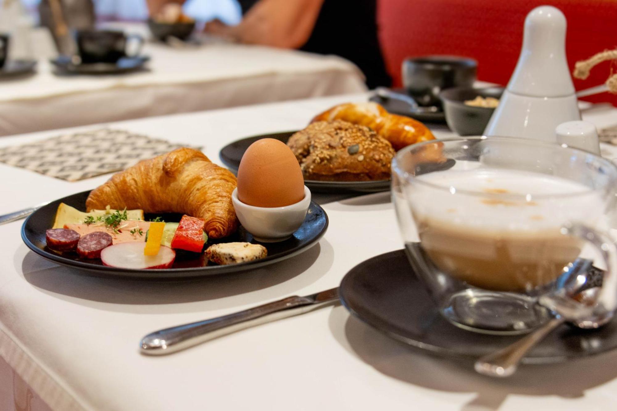Hotel Garni Alpenhof Ischgl Eksteriør billede