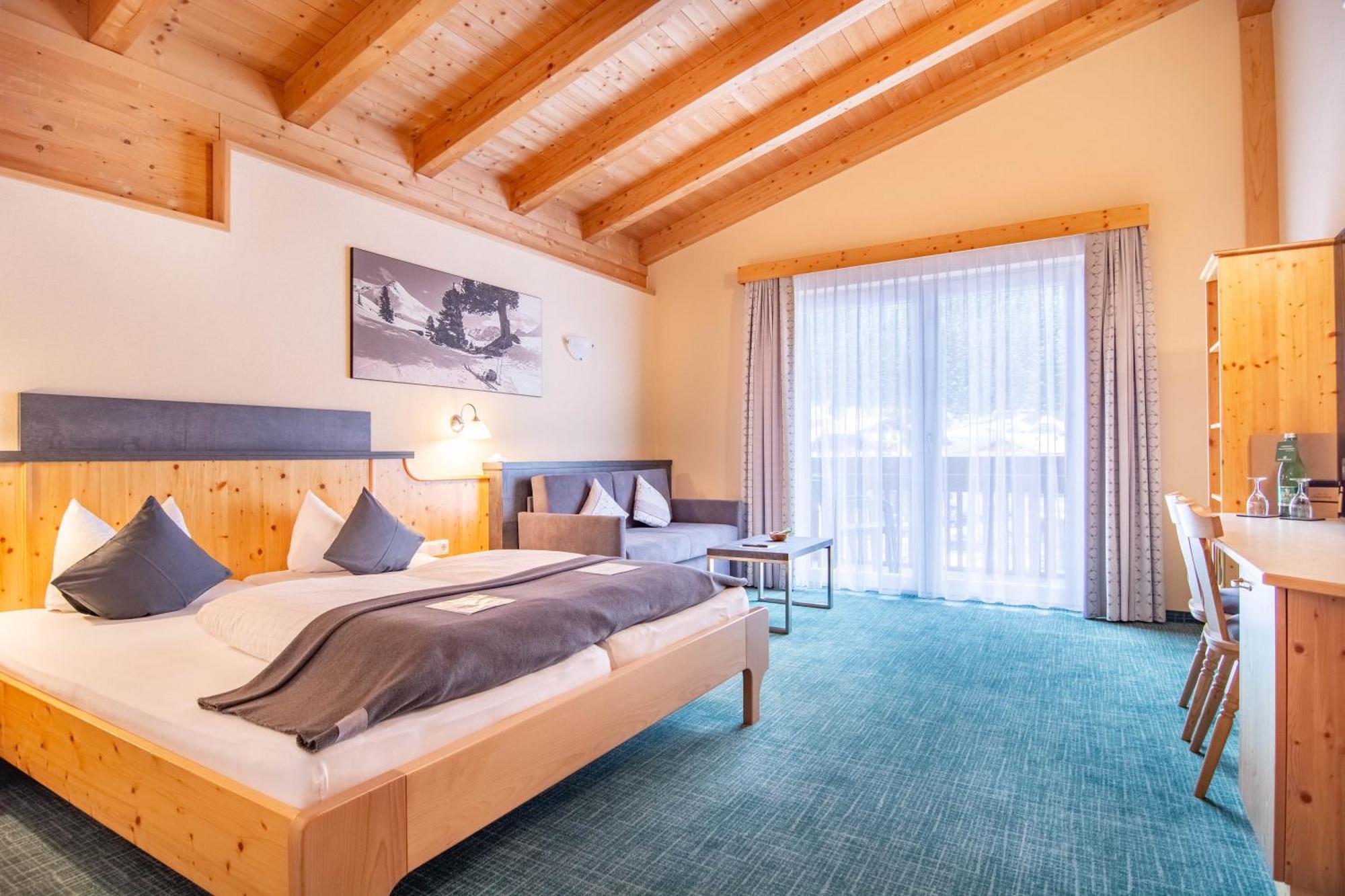 Hotel Garni Alpenhof Ischgl Eksteriør billede